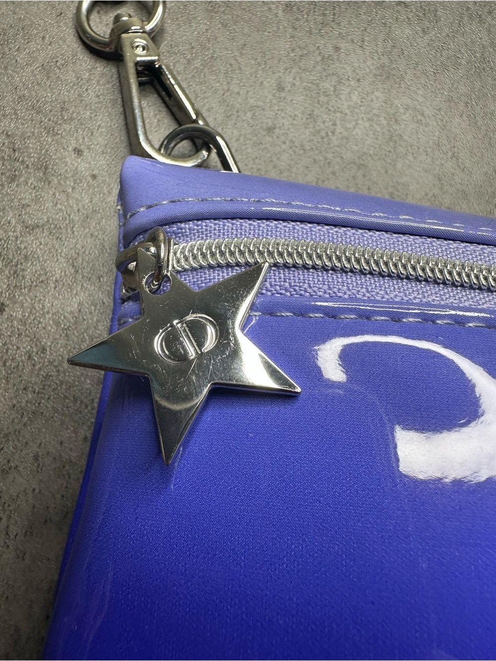 Dior Beauty Ombré Blue Patent Cosmetic Pouch Crossbody Bag Chain Strap Modified - Picture 3 of 7